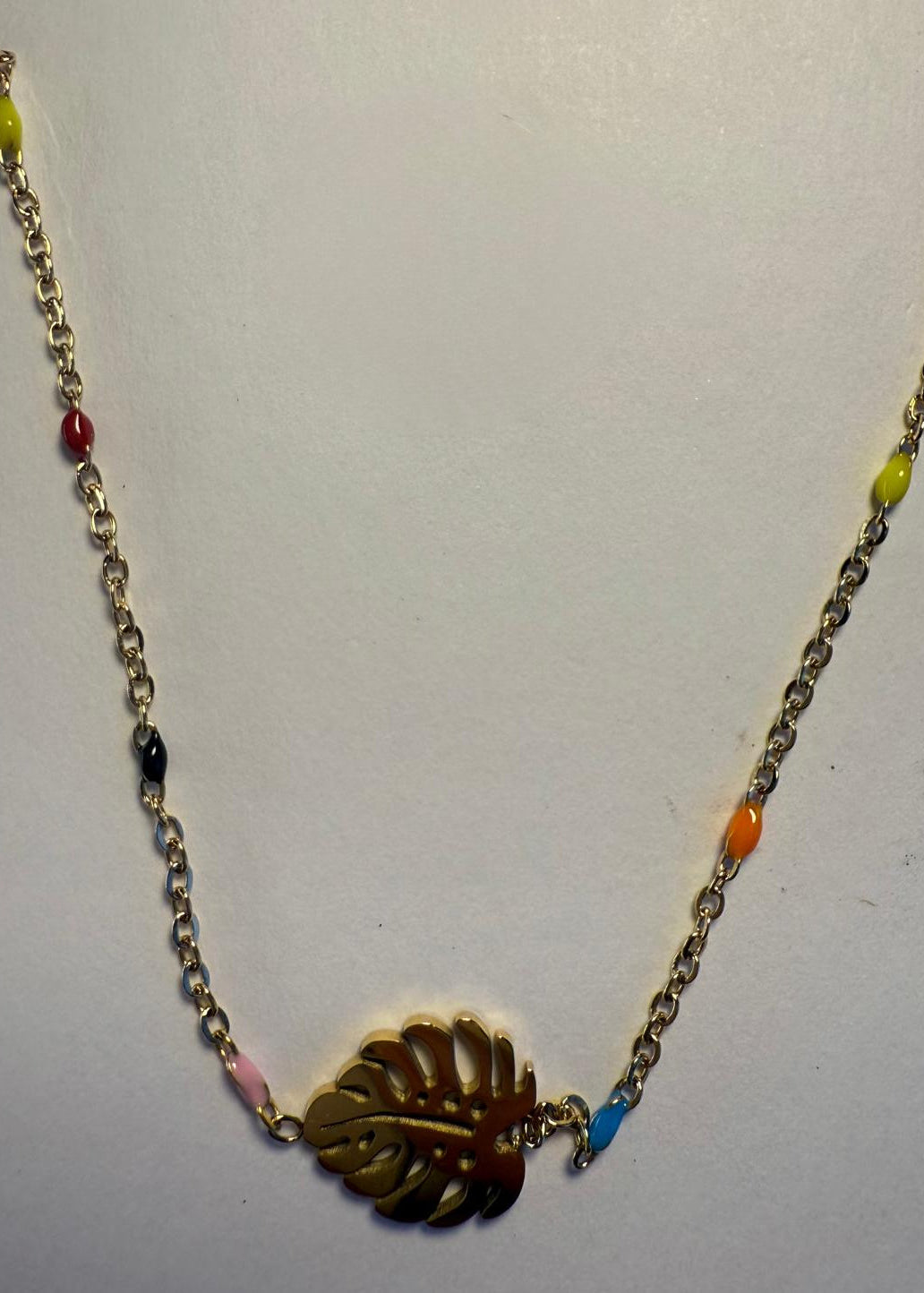 Collar Monstera Oro