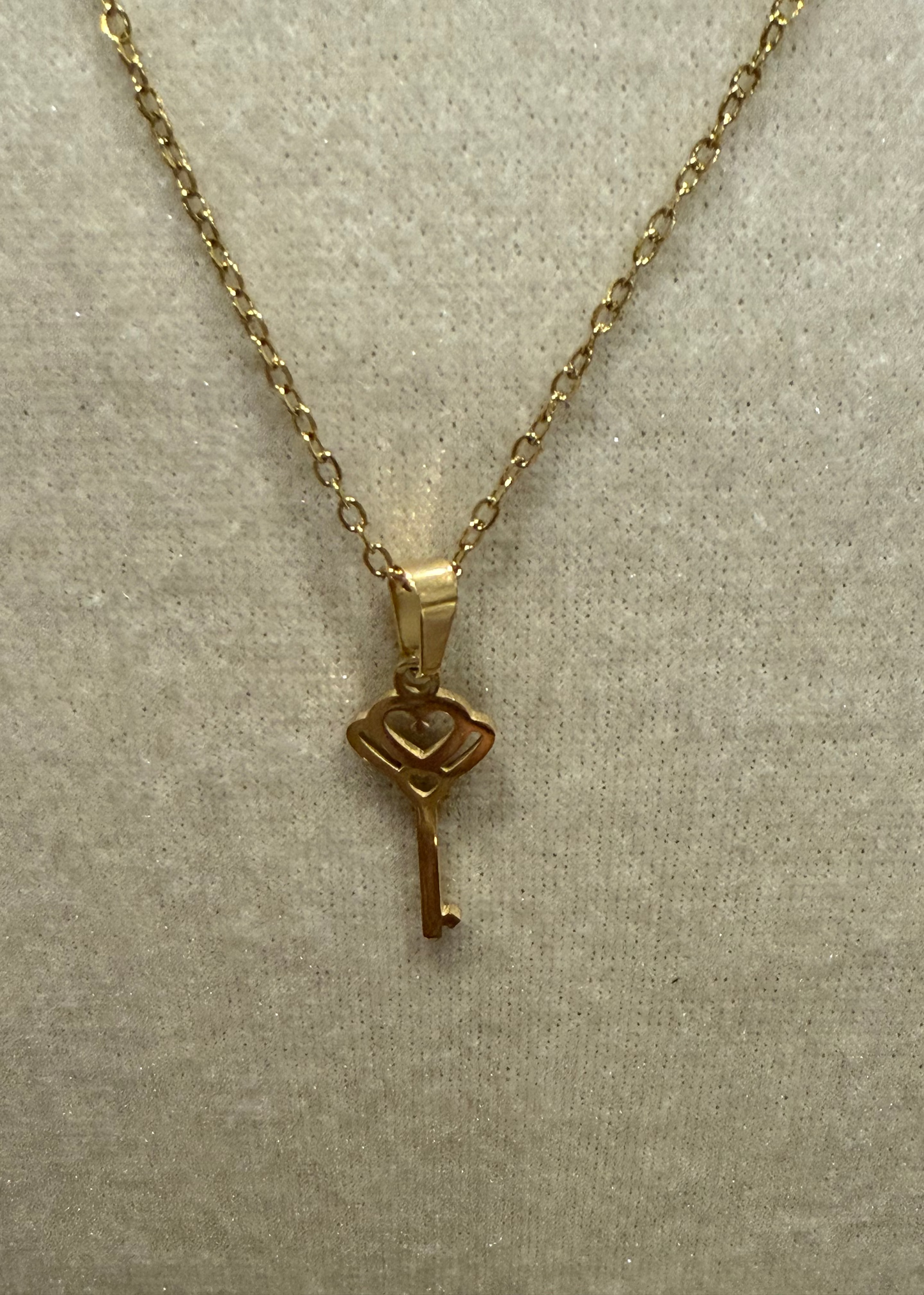 Collar Llave secreta