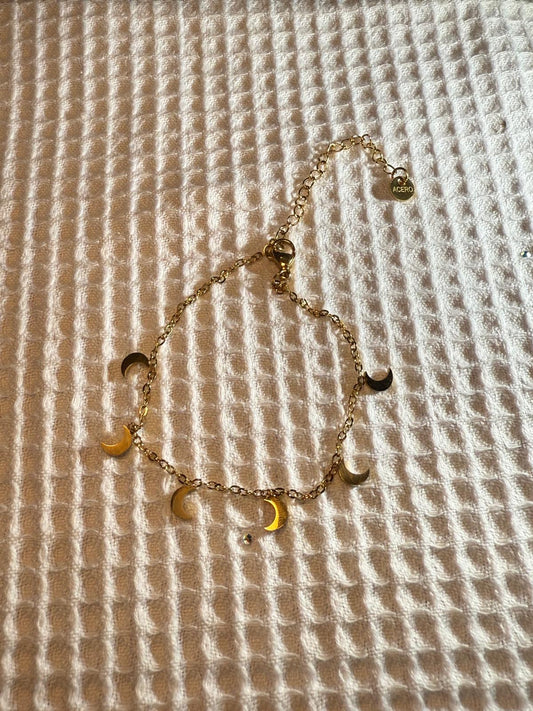 Pulseras Lunas Doradas