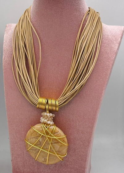 Collar  Nudo Solar - Arena