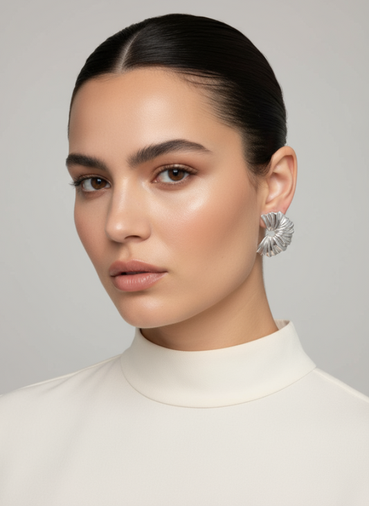 Pendientes Wave en modelo profesional